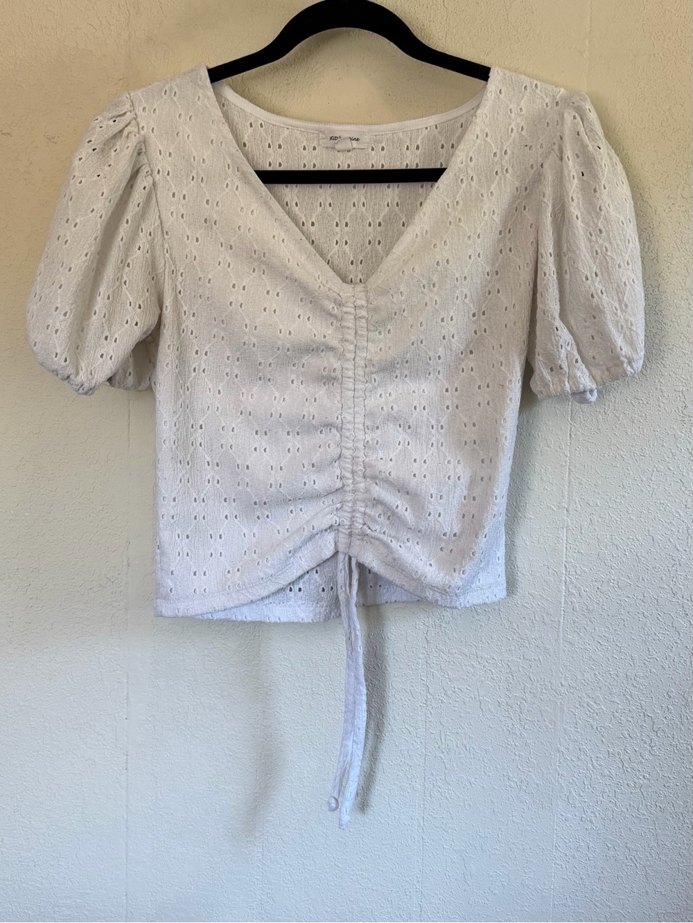5/$25 Ruched Eyelet Puff Sleeve V-Neck Top